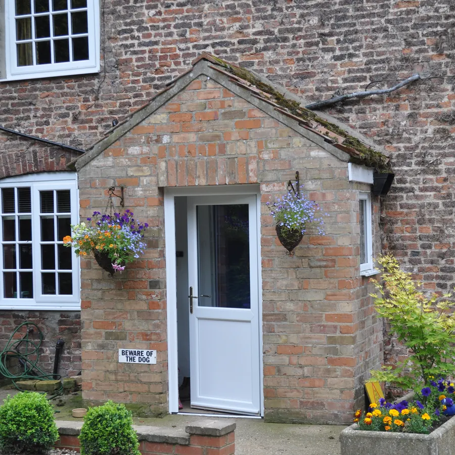 Front Totteridge