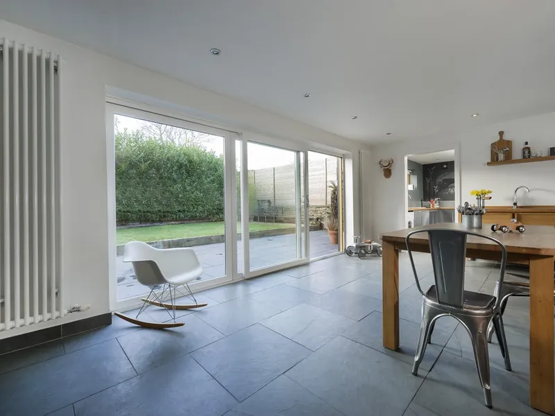 Sliding Windows Totteridge